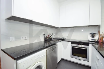 Apartamento T2 para Arrendamento em Lumiar