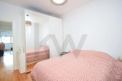 Apartamento T2 para Arrendamento em Lumiar
