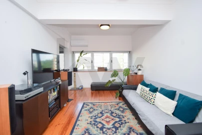 Apartamento T2 para Arrendamento em Lumiar