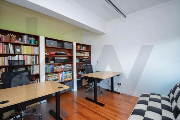 Apartamento T2 para Arrendamento em Lumiar Foto 18