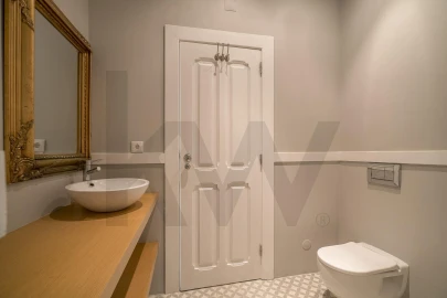 Apartamento T1 para Arrendamento em Campo de Ourique
