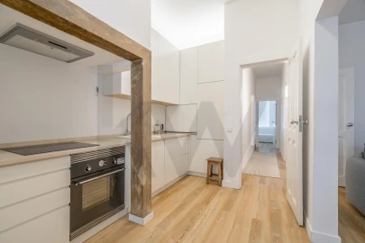Apartamento T1 para Arrendamento em Campo de Ourique
