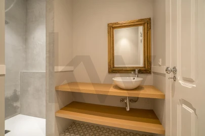 Apartamento T1 para Arrendamento em Campo de Ourique