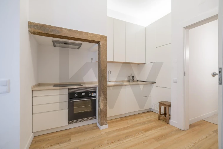 Apartamento T1 para Arrendamento em Campo de Ourique Foto 19