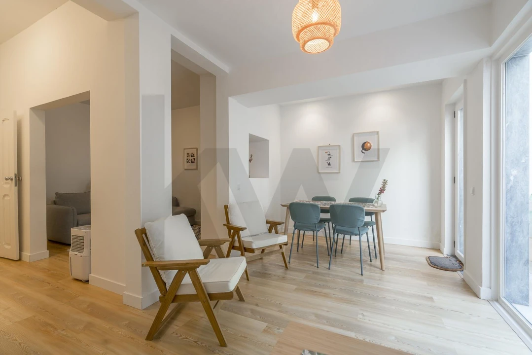Apartamento T1 para Arrendamento em Campo de Ourique Foto 8