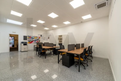 Escritório para Arrendamento em Avenidas Novas