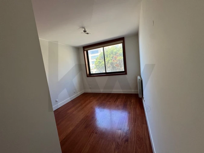 Apartamento T4 para Venda em Matosinhos e Leça da Palmeira Foto 11