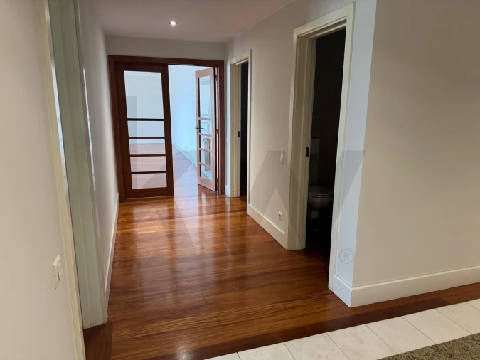 Apartamento T4 para Venda em Matosinhos e Leça da Palmeira Foto 4