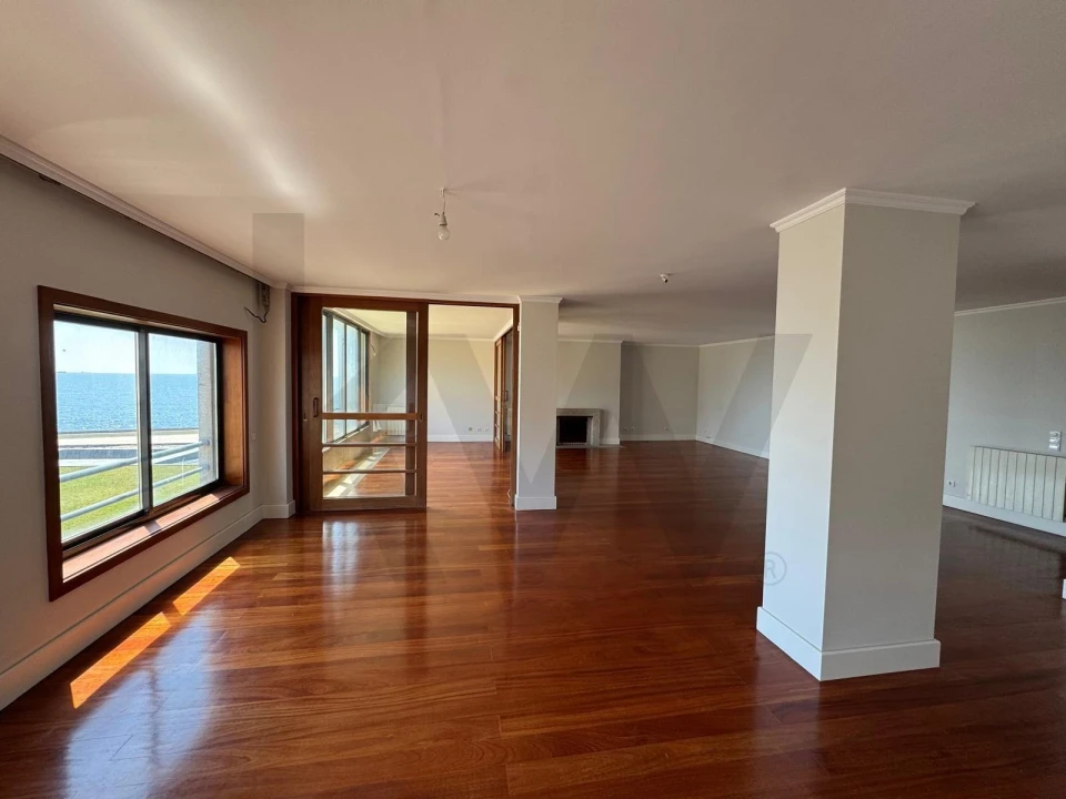 Apartamento T4 para Venda em Matosinhos e Leça da Palmeira Foto 1