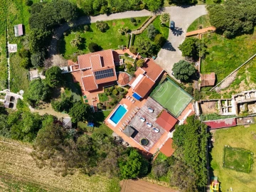 Quinta T9 para Venda em Almargem do Bispo, Pêro Pinheiro e Montelavar