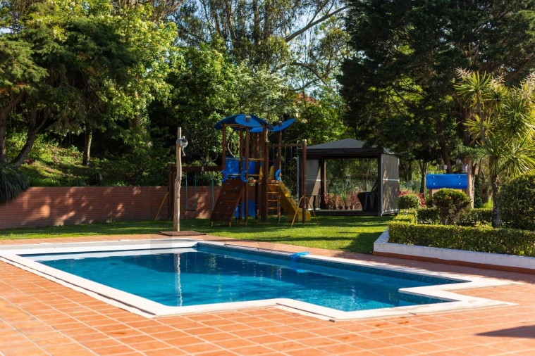 Quinta T9 para Venda em Almargem do Bispo, Pêro Pinheiro e Montelavar Foto 12