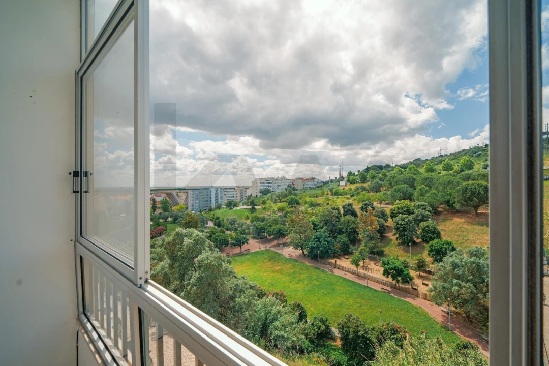 Apartamento T2 para Venda em Vila Franca de Xira Foto 4
