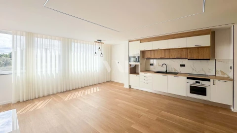 Apartamento T3 para Venda em Loule (São Clemente)