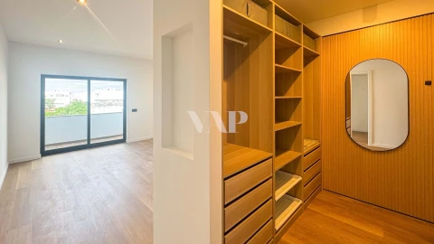 Apartamento T3 para Venda em Loule (São Clemente)
