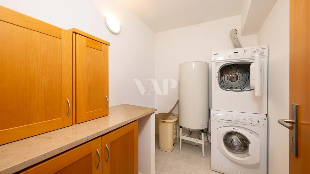 Moradia T4 para Venda em Albufeira e Olhos de Água Foto 29