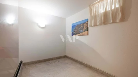 Moradia T4 para Venda em Albufeira e Olhos de Água