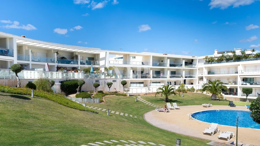 Moradia T4 para Venda em Albufeira e Olhos de Água Foto 15
