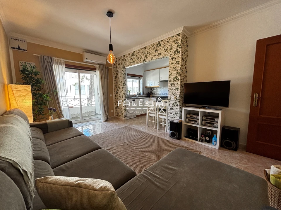 Apartamento T1 para Venda em Albufeira e Olhos de Água Foto 10