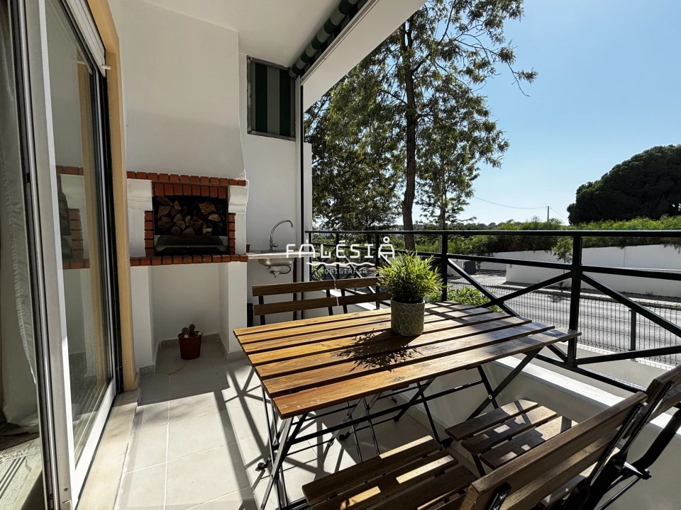 Apartamento T1 para Venda em Albufeira e Olhos de Água Foto 1