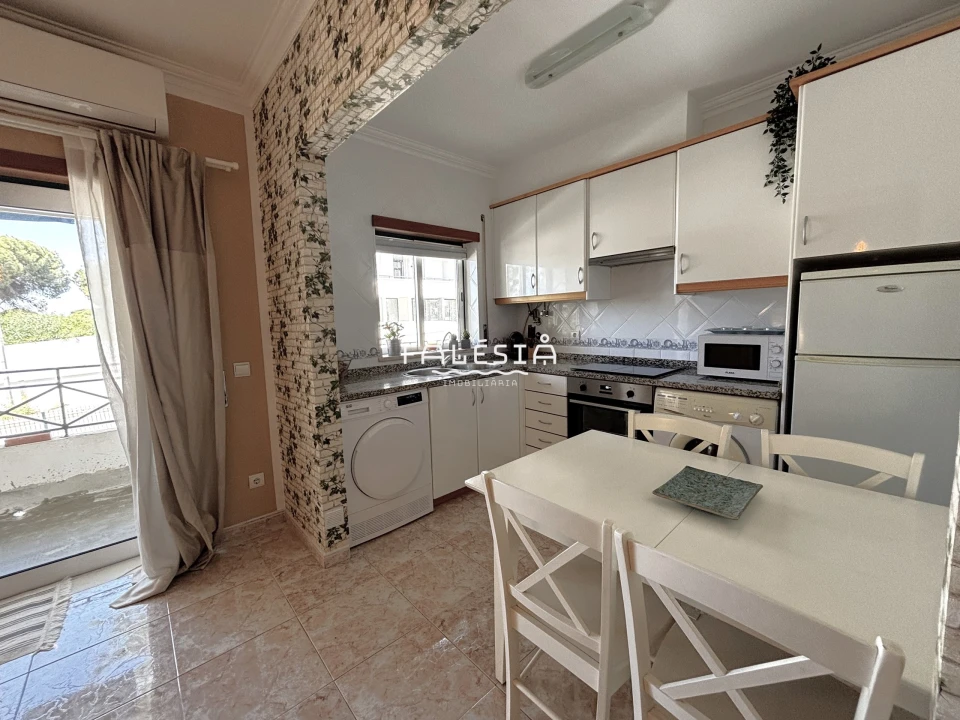Apartamento T1 para Venda em Albufeira e Olhos de Água Foto 13