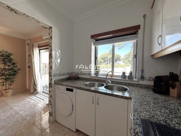 Apartamento T1 para Venda em Albufeira e Olhos de Água