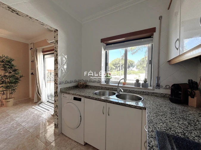 Apartamento T1 para Venda em Albufeira e Olhos de Água Foto 18