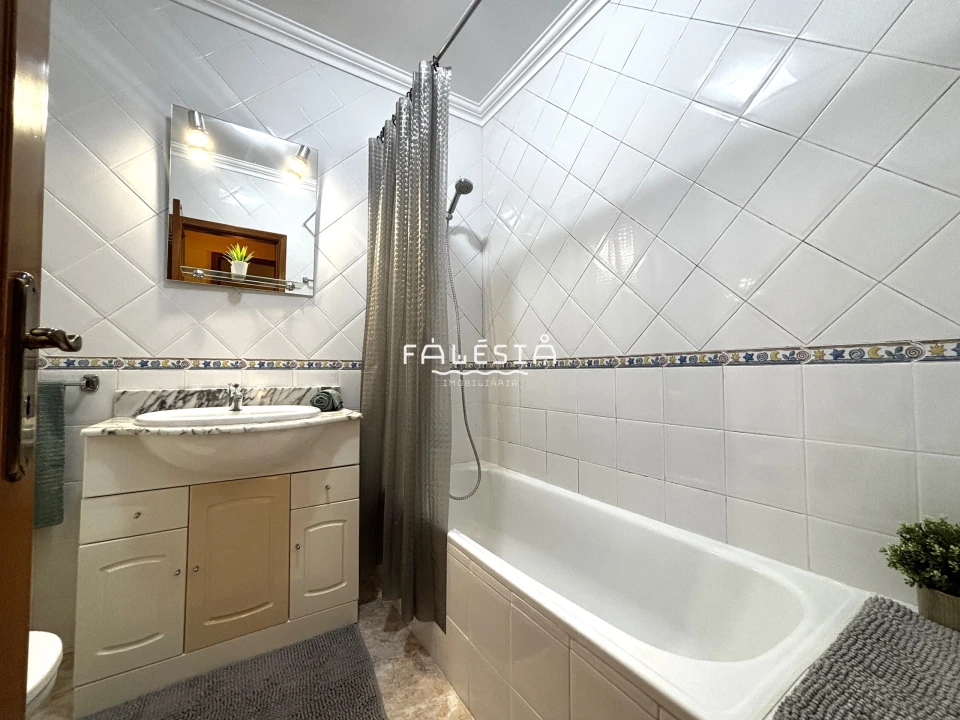 Apartamento T1 para Venda em Albufeira e Olhos de Água Foto 25