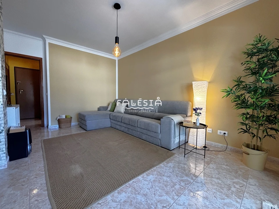 Apartamento T1 para Venda em Albufeira e Olhos de Água Foto 8