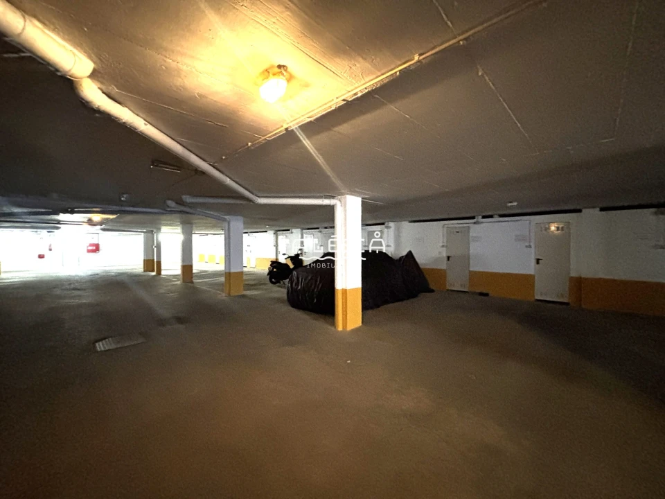 Apartamento T1 para Venda em Albufeira e Olhos de Água Foto 32