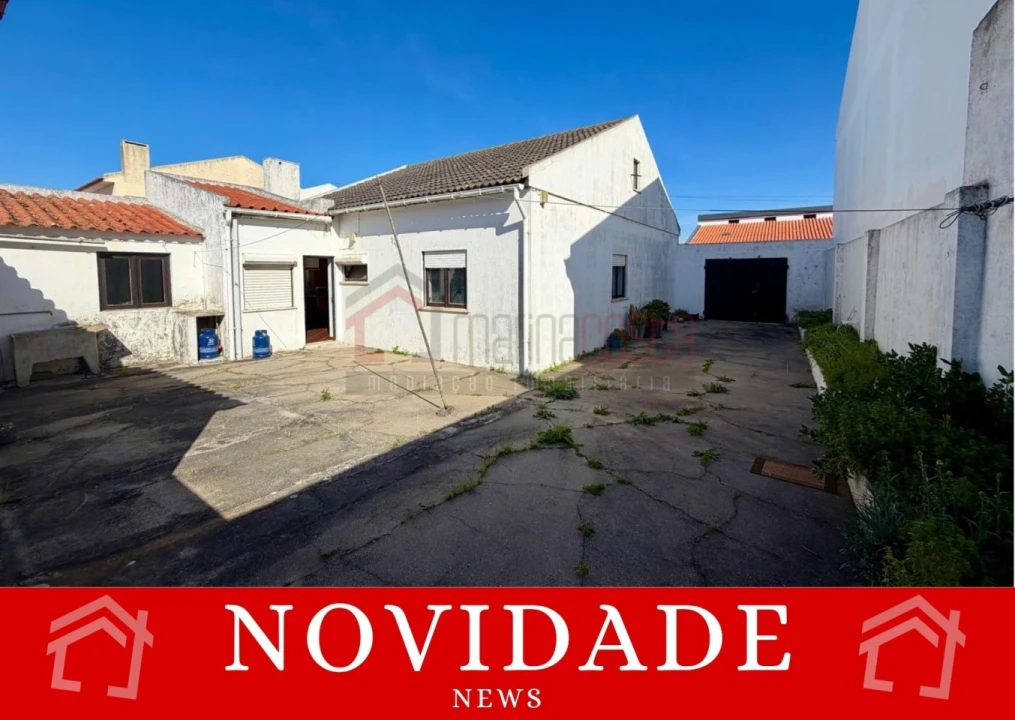 Moradia T3 para Venda em Atouguia da Baleia Foto 1