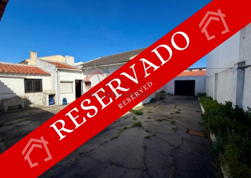 Moradia T3 para Venda em Atouguia da Baleia Foto 1
