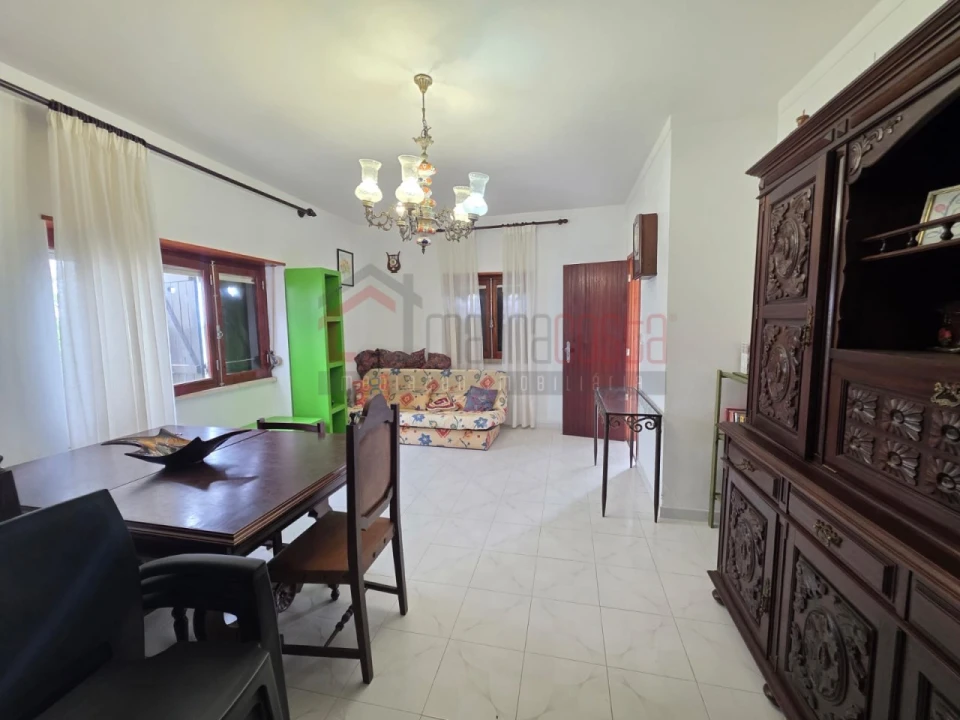 Moradia T3 para Venda em Atouguia da Baleia Foto 4