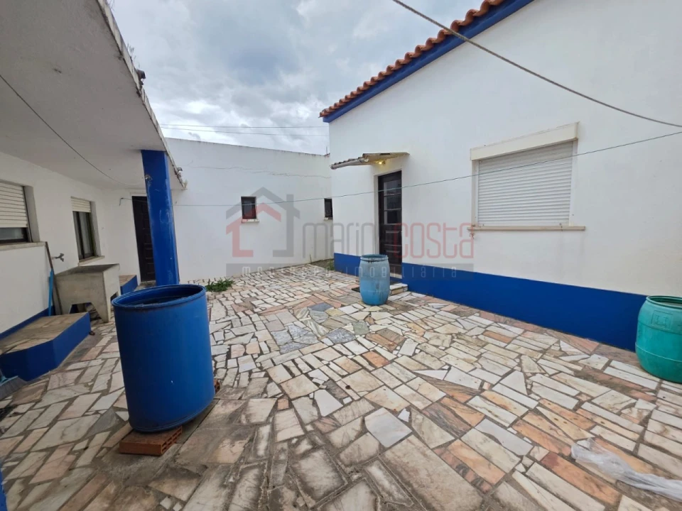 Moradia T3 para Venda em Atouguia da Baleia Foto 19