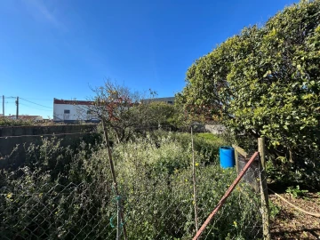 Moradia T3 para Venda em Atouguia da Baleia