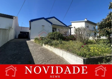 Moradia T3 para Venda em Atouguia da Baleia