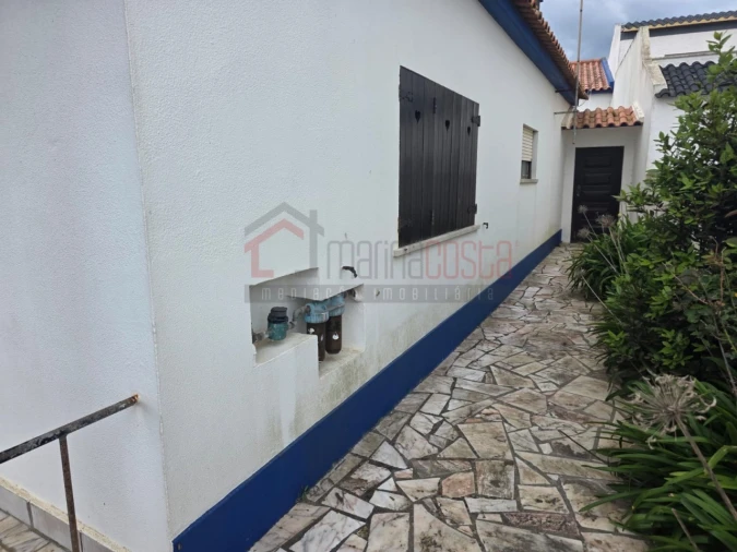 Moradia T3 para Venda em Atouguia da Baleia Foto 40
