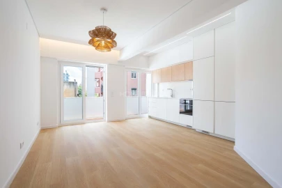 Apartamento T2 para Venda em São Vicente