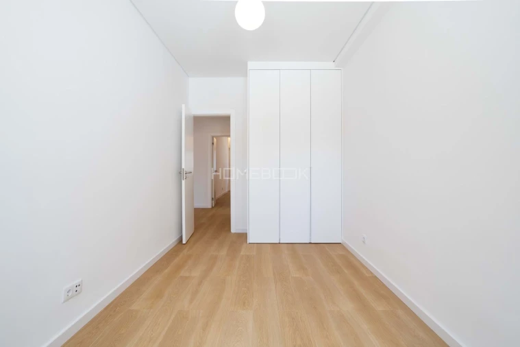 Apartamento T2 para Venda em São Vicente Foto 11