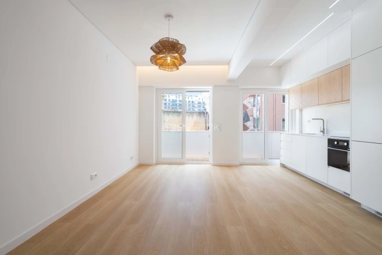 Apartamento T2 para Venda em São Vicente Foto 2