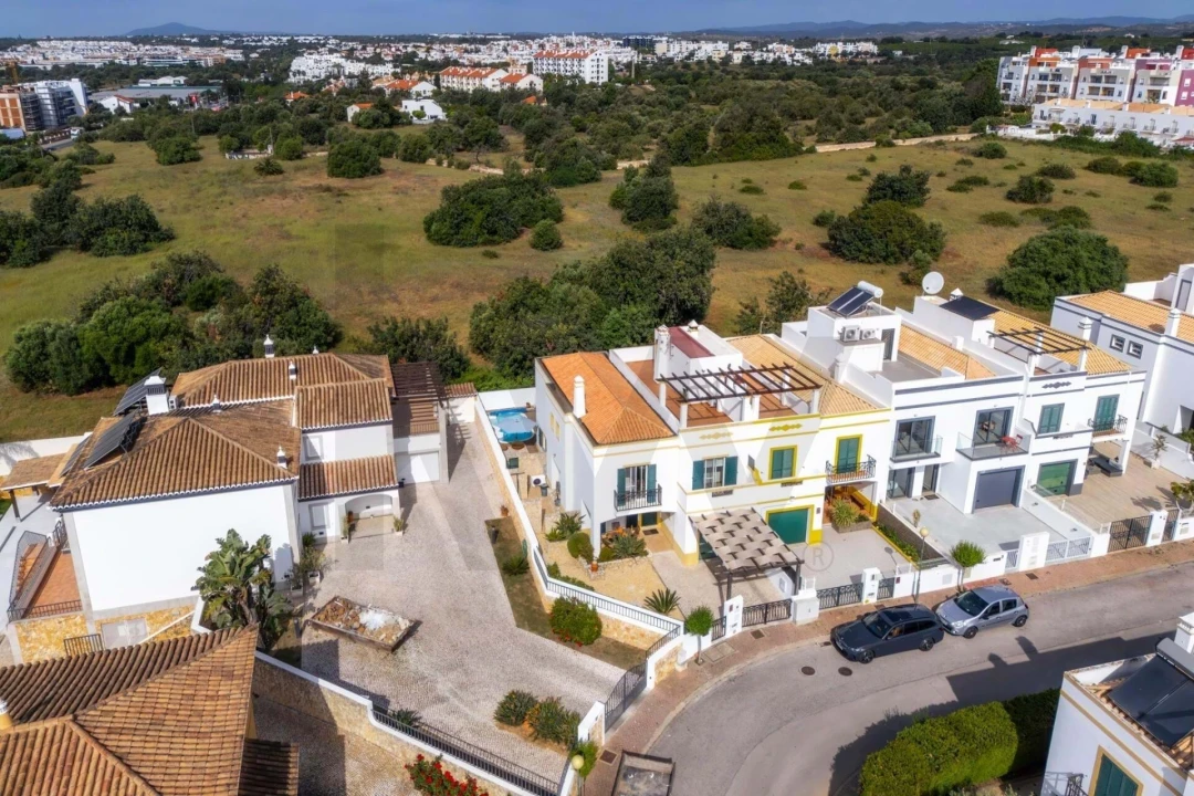 Moradia T4 para Venda em Tavira (Santa Maria e Santiago) Foto 8