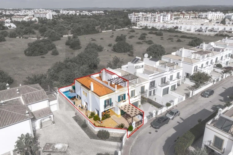 Moradia T4 para Venda em Tavira (Santa Maria e Santiago) Foto 10