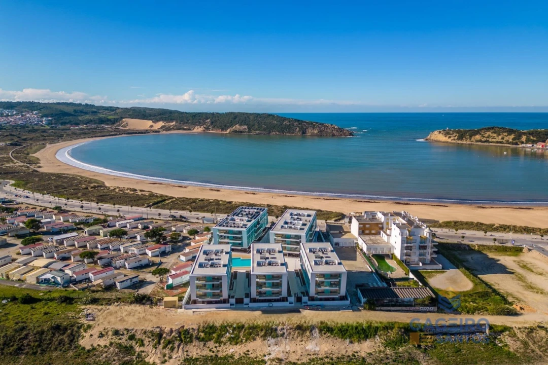 Apartamento T2 para Venda em São Martinho do Porto Foto 47