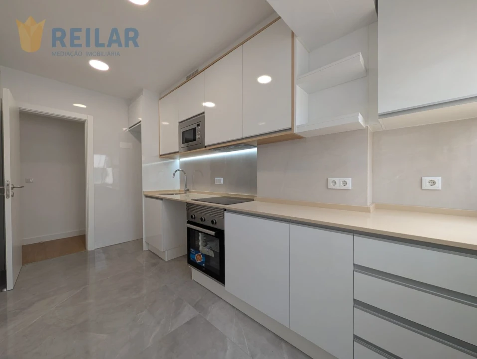 Apartamento T2 para Arrendamento em Moscavide e Portela Foto 6
