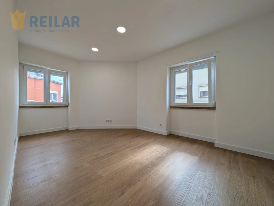 Apartamento T2 para Arrendamento em Moscavide e Portela Foto 10