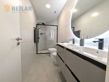 Apartamento T2 para Arrendamento em Moscavide e Portela
