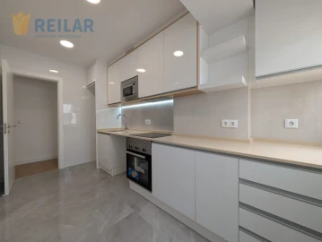 Apartamento T2 para Arrendamento em Moscavide e Portela