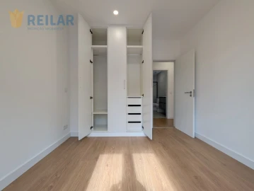 Apartamento T2 para Arrendamento em Moscavide e Portela