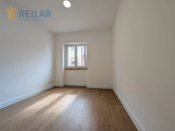 Apartamento T2 para Arrendamento em Moscavide e Portela