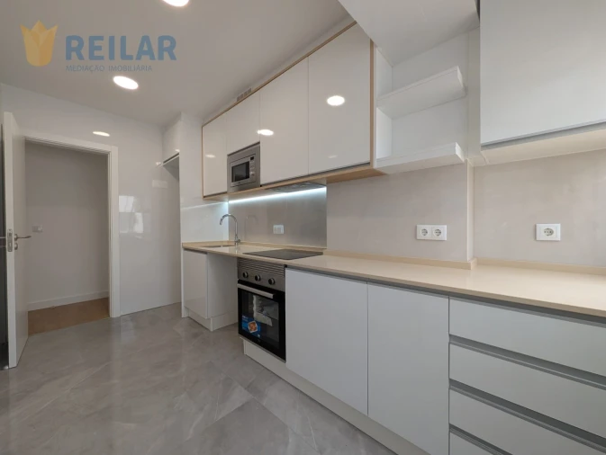 Apartamento T2 para Arrendamento em Moscavide e Portela Foto 6