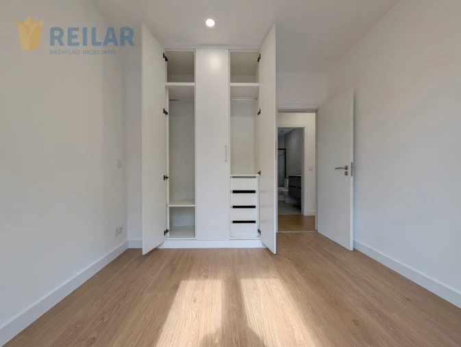 Apartamento T2 para Arrendamento em Moscavide e Portela Foto 15